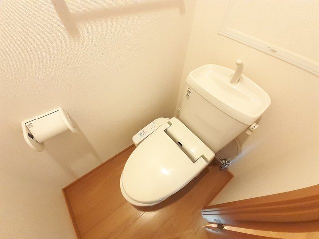 トイレ　シンプルで使いやすいトイレです