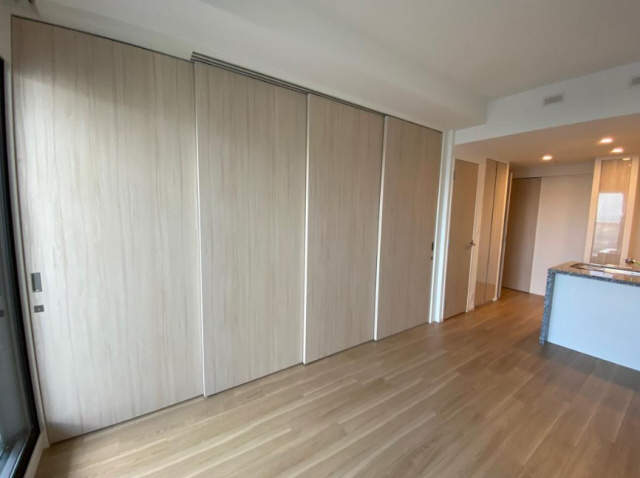 居室・リビング　この写真は同マンションの別のお部屋のものです