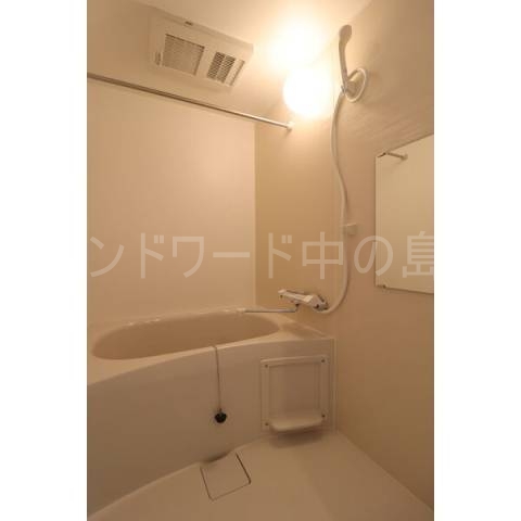 バス・シャワールーム　詳細は、ウィンドワード中の島店までご相談下さい。