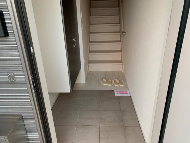 玄関　玄関