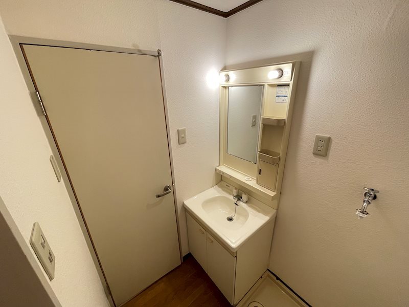 洗面設備　※別部屋の写真です