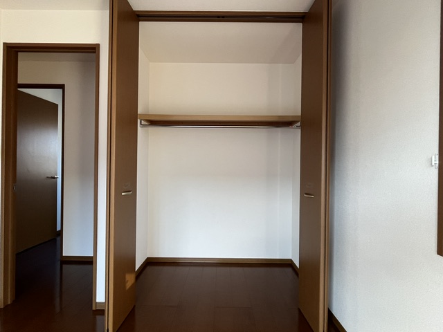 ローズガーデン土器東 A棟の内装写真
