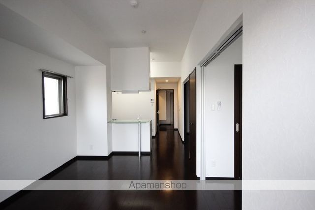 2LDK Mansion in Naka-ku, Hiroshima, Hiroshima — photo 3 of 3