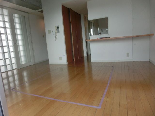 居室・リビング　９帖の広い居室（同一タイプ）