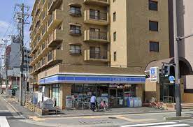コンビニ　ローソン 桑津店（コンビニ）まで378m