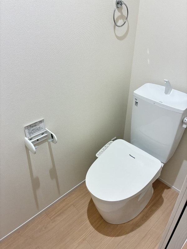 トイレ　清潔感のあるトイレです