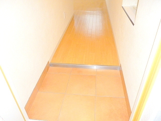 玄関　別部屋参考用写真