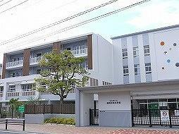 小学校　黒崎中央小学校（小学校）まで850m