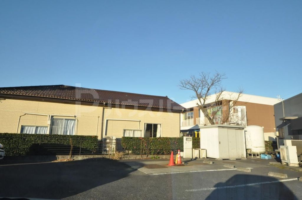 幼稚園・保育園　認定こども園わせだ（幼稚園・保育園）まで1560m