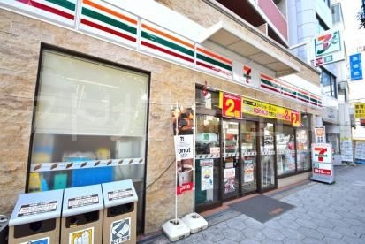 コンビニ　セブンイレブン大阪玉造駅前店（コンビニ）まで168m