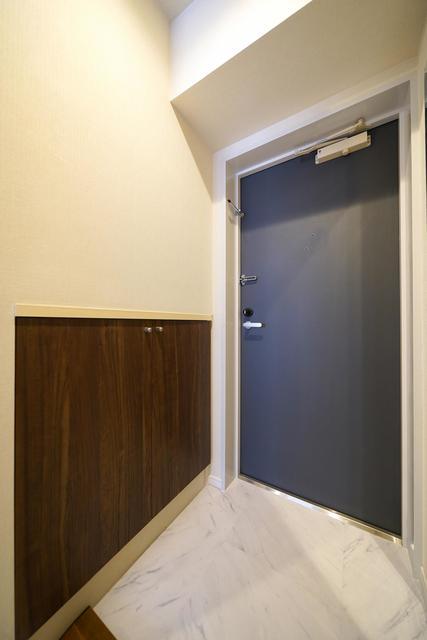 玄関　※写真は同タイプ住戸です。