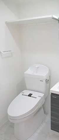 トイレ　※反転タイプ参考写真