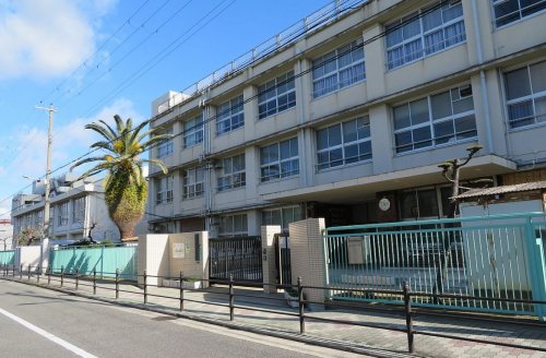 小学校　矢田西小学校（小学校）まで897m