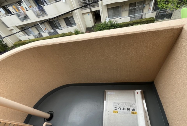 小田急線 千歳船橋駅 徒歩6分 3階建 築38年の内装写真