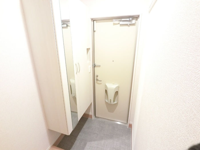 玄関　シューズボックスが設置されています