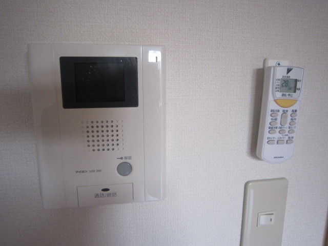 セキュリティ　カメラ付きインターホン(イメージ）
