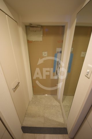 玄関　ラ・メゾンヴェール上町　玄関