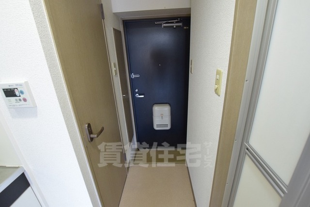 ＪＲ東西線 加島駅 徒歩3分 4階建 築28年の玄関写真