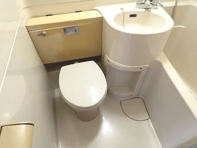 アメニティ小松のトイレ写真