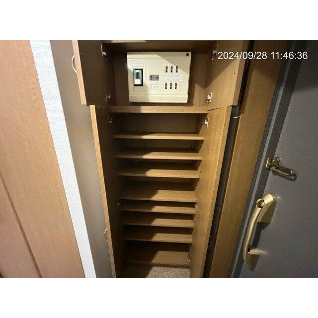 収納　靴入