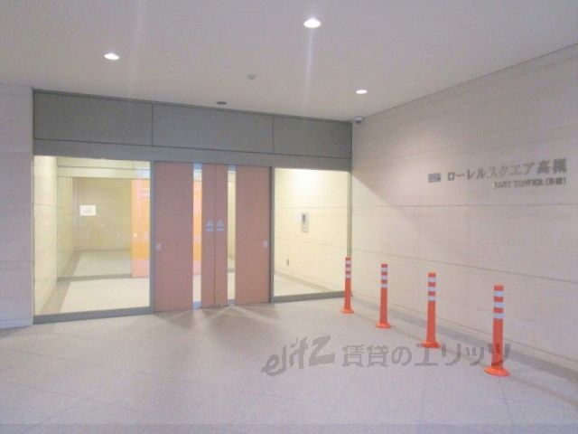 ロビー　エントランス