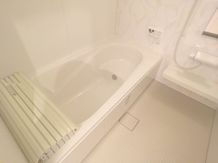 エール リヴェール Cの風呂写真