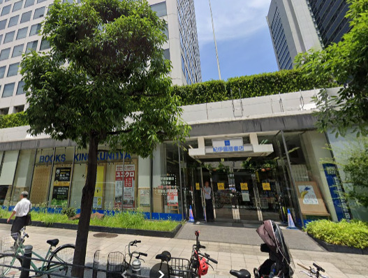 その他　紀伊國屋書店 本町店（その他）まで656m