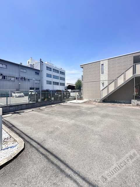 駐車場　ゆったりひろびろ駐車場♪