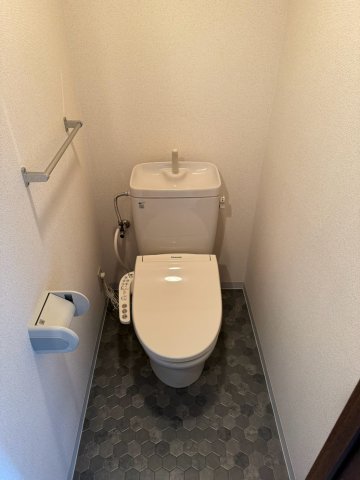 エガミス山坂のトイレ写真