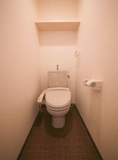 ＪＲ日豊本線 南小倉駅 徒歩12分 15階建 築20年のトイレ写真