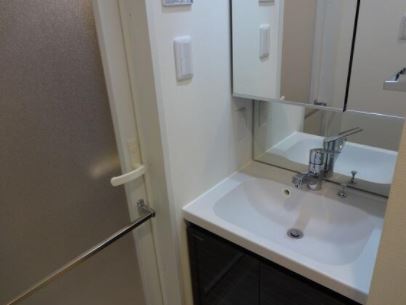洗面設備　※同物件、別部屋になります。