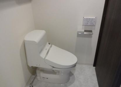 トイレ　※同物件、別部屋になります。