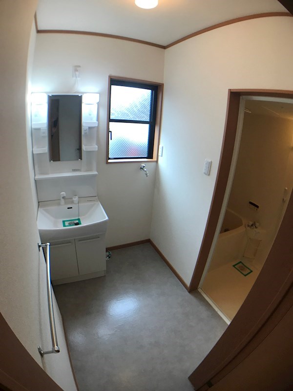 洗面設備　※別部屋参考写真※