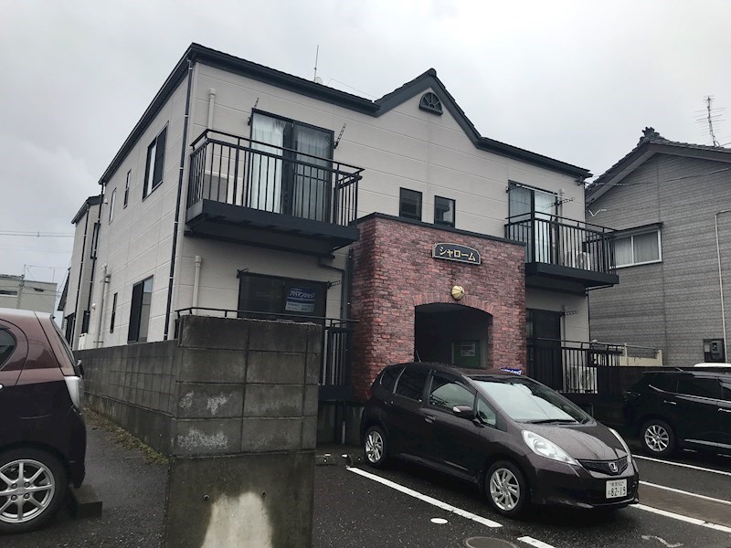 建物外観　2002年施工
