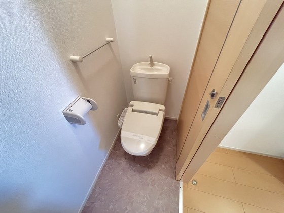 ローレル八木のトイレ写真