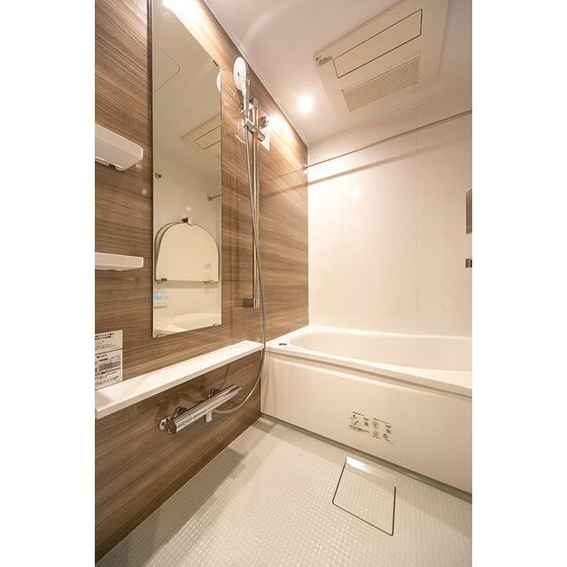 バス・シャワールーム　※写真は同タイプ住戸です。