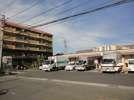 コンビニ　セブンイレブン藤沢辻堂東海岸４丁目店（コンビニ）まで362m