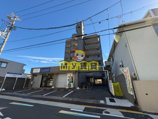 建物外観　アクセス高辻
