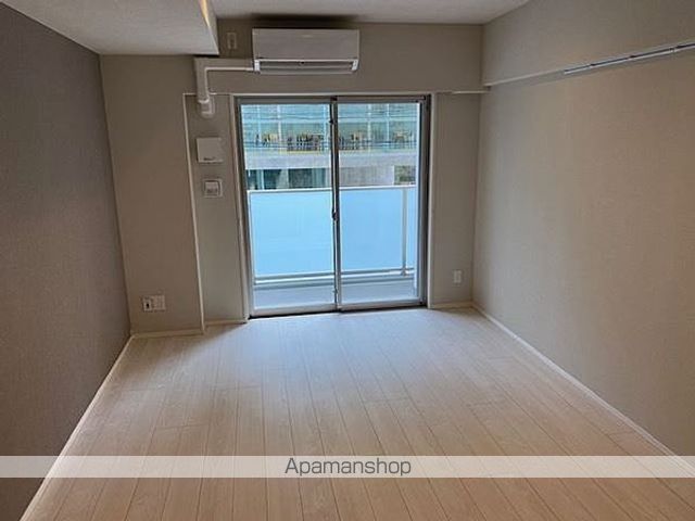 RIDGE豊洲の居間写真
