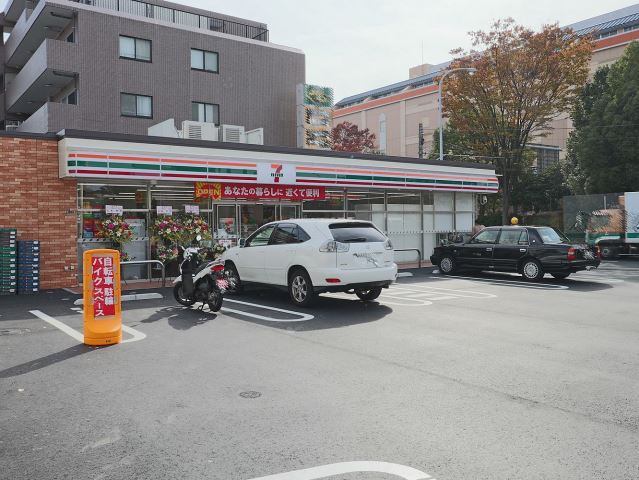 コンビニ　セブンイレブン（コンビニ）まで80m