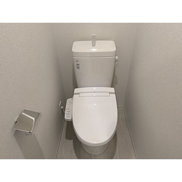 プレリス太閤通セルシアのトイレ写真