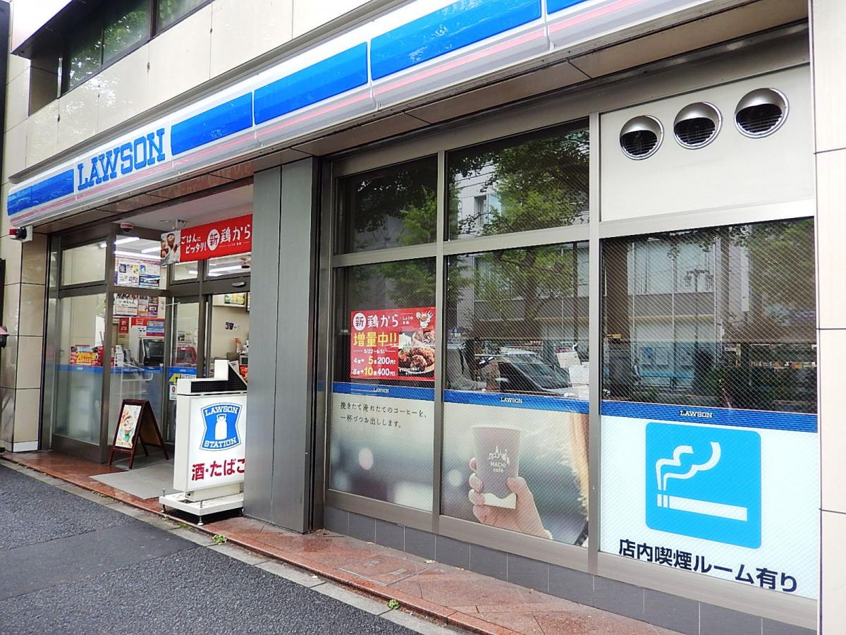 コンビニ　ローソン神田神保町白山通り店（コンビニ）まで160m