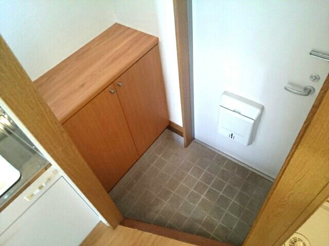 サンヒルズ壱番館の玄関写真