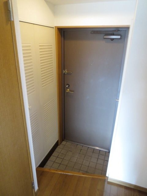 玄関　別部屋参考写真