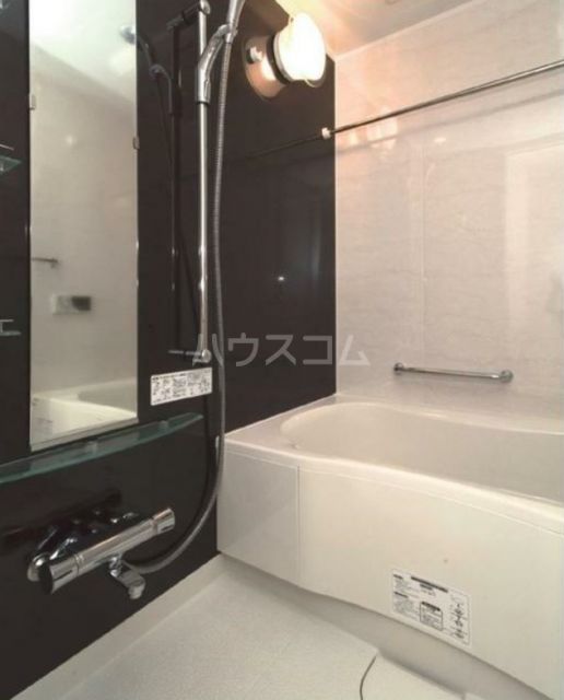 レグラス横浜ポートサイドの風呂写真