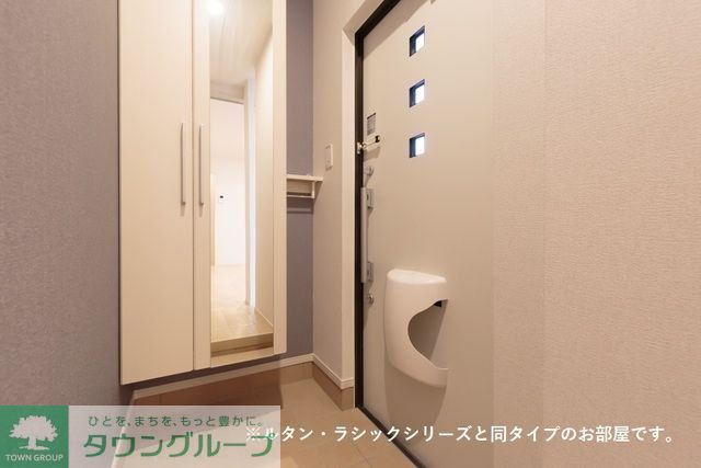 カーサ ラズリの玄関写真