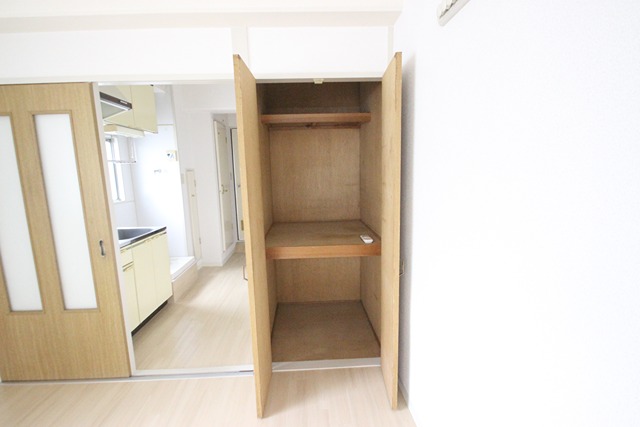 収納　同物件別号室のものです。