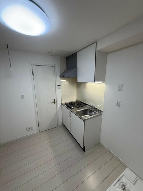 小田急線 千歳船橋駅 徒歩11分 2階建 築7年のキッチン写真