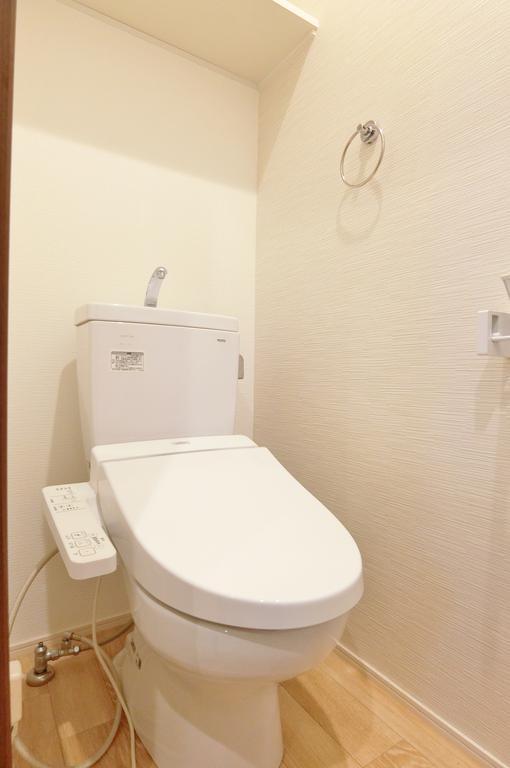 地下鉄東山線 八田駅 徒歩6分 2階建 築11年のトイレ写真