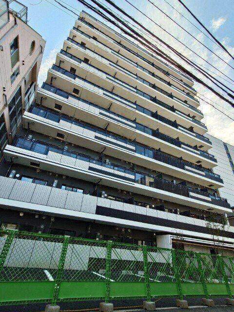 建物外観　オートロック完備
